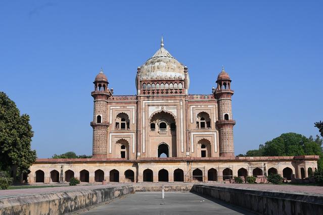 Tomb of Safdar Jang